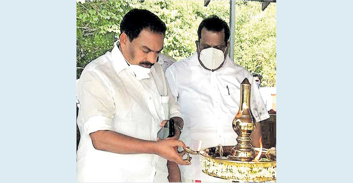 Congress leader's presence at the opening of resort helmed by EP Jayarajan's son raises eyebrows 
